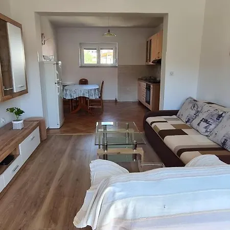 Jele Apartman Baška